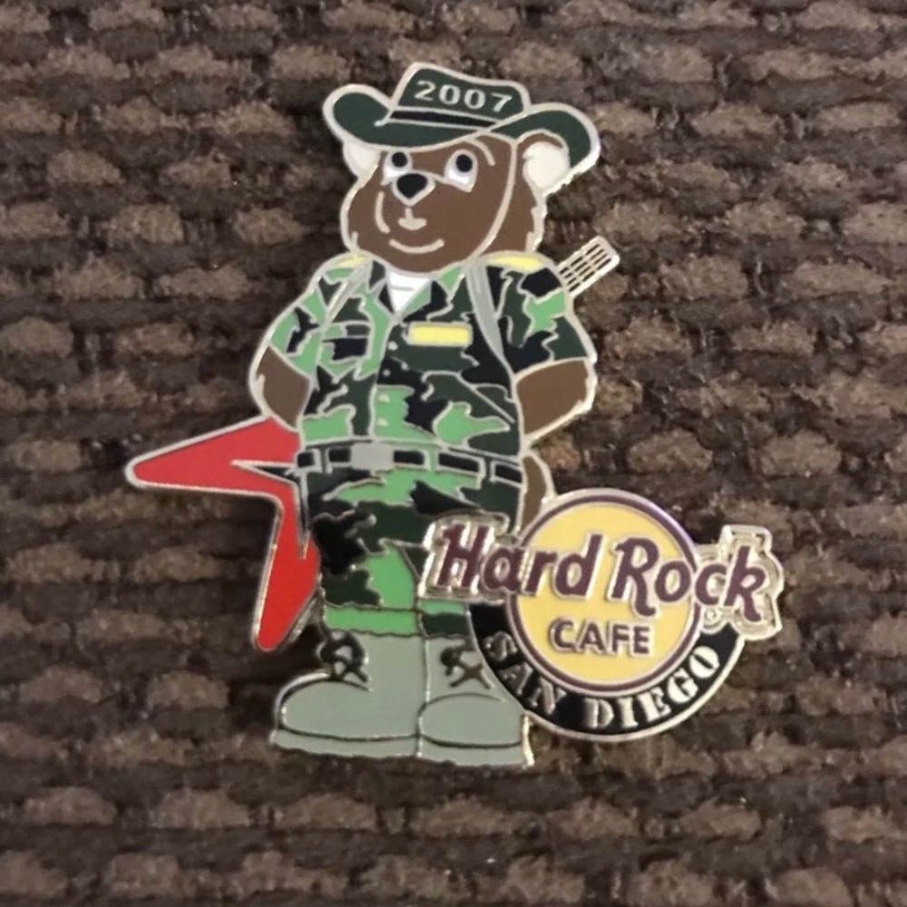 HARD ROCK CAFE SAN DIEGO 2007 MILITARY BEAR